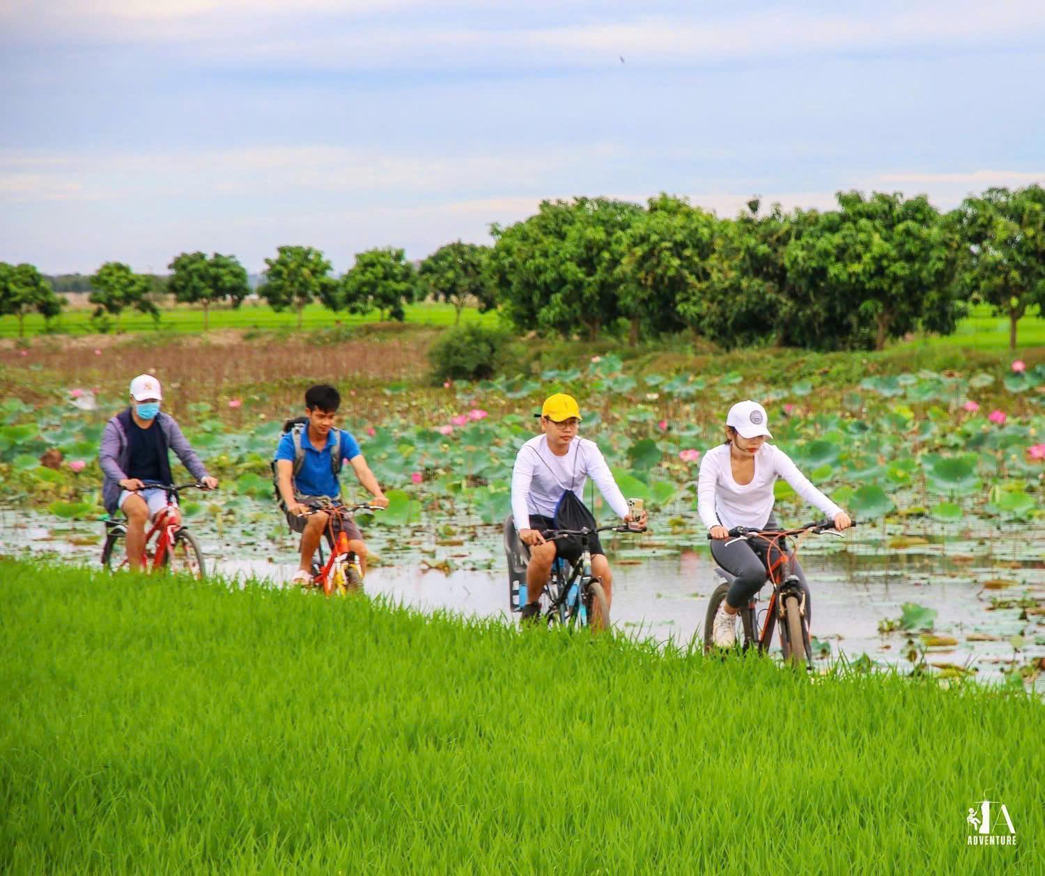 Phu Dien Homestay Cat Tien Esterno foto